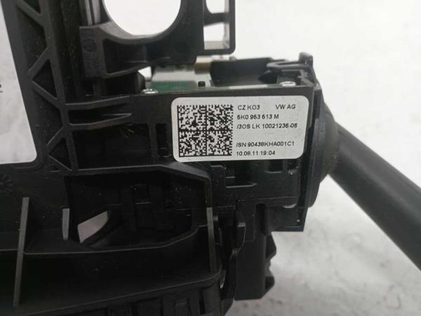 COMMODO VW GOLF 6 - Vue 3